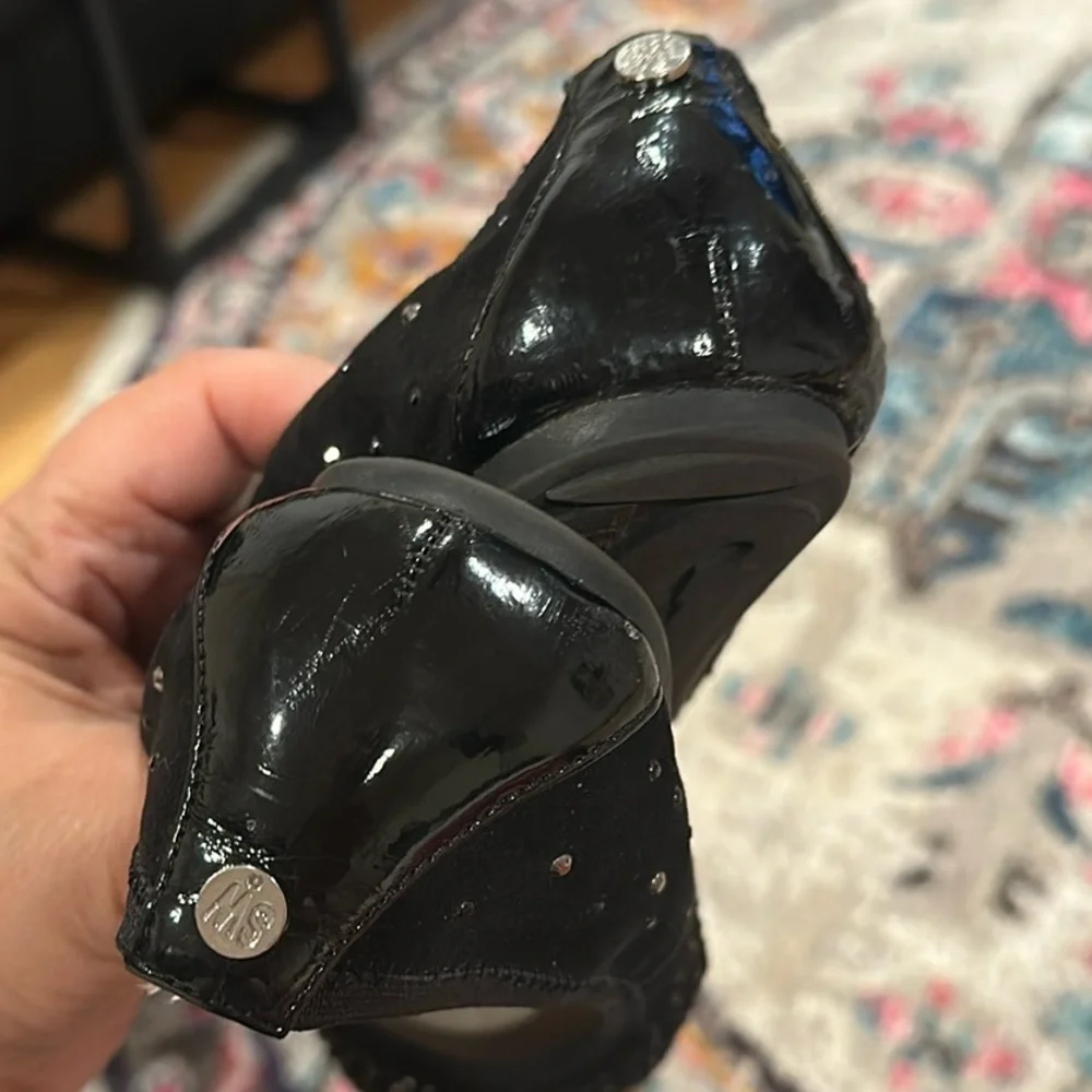 STUART WEITZMAN FANNIE PEARL BLACK STUD EMBELLISHED ROUND TOE BALLET FLAT SHOE 5